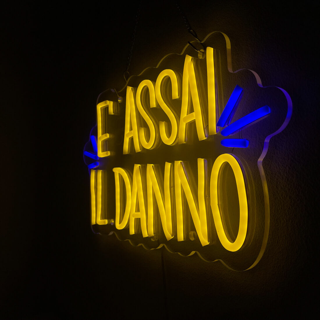 E' assai il danno